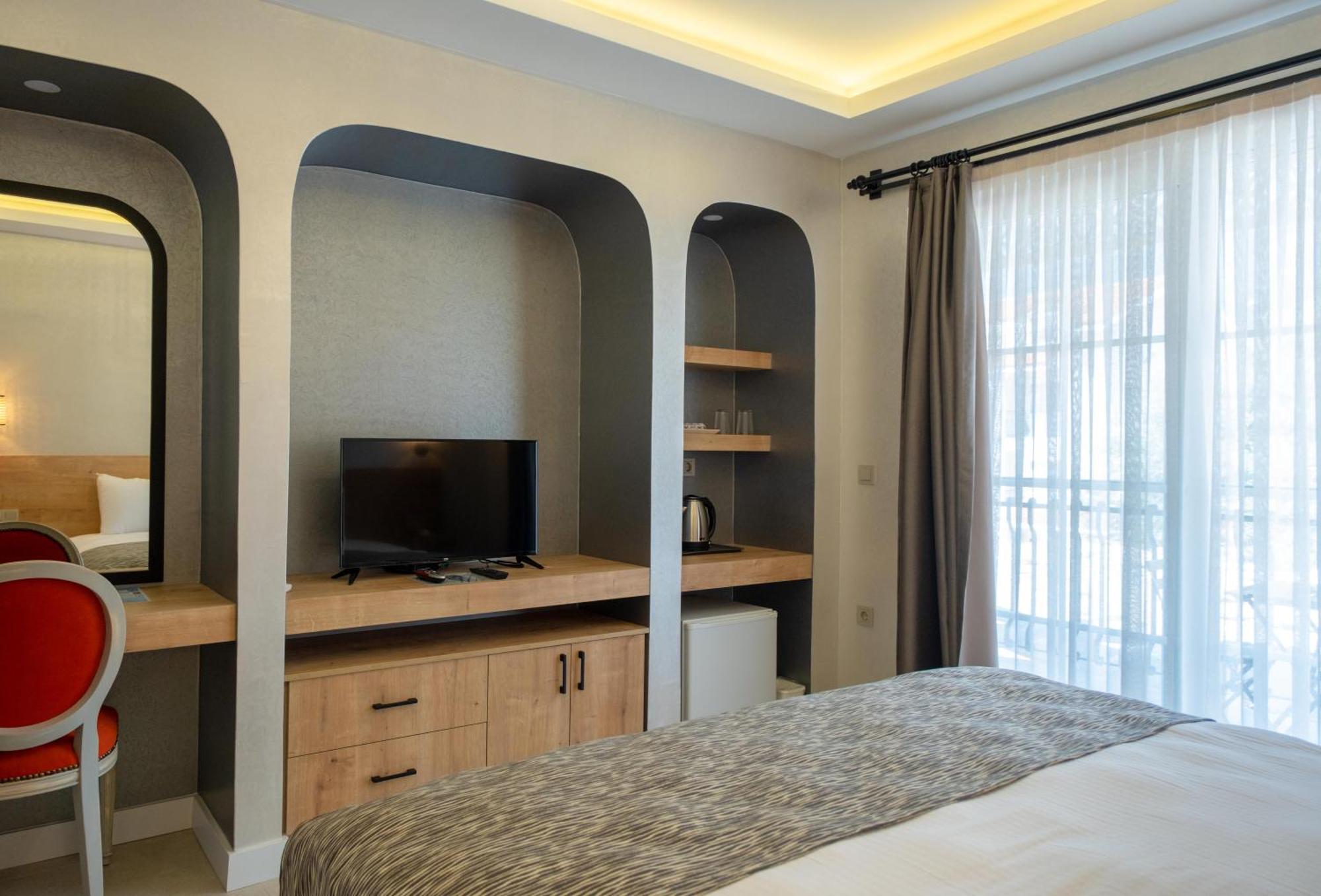 Sea Breeze Hotel And Apartments オルデニズ エクステリア 写真
